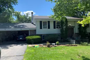 W310S8721 Casper Dr, Mukwonago, WI 53149 - Photo 2
