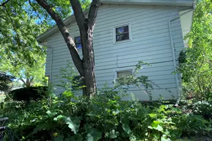 W310S8721 Casper Dr, Mukwonago, WI 53149 - Photo 4