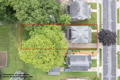 212  James St, Beaver Dam, WI 53916 - Photo 12