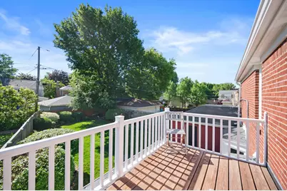 4652 N Wildwood Ave, Whitefish Bay, WI 53211 - Photo 22