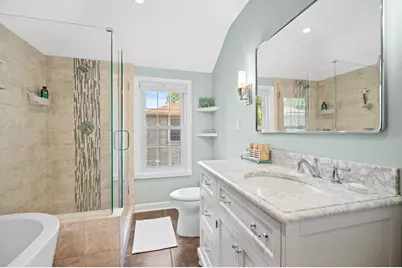 4652 N Wildwood Ave, Whitefish Bay, WI 53211 - Photo 16