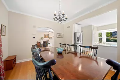 4652 N Wildwood Ave, Whitefish Bay, WI 53211 - Photo 8