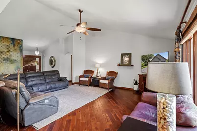 21604 W Bonnie Ln, Lannon, WI 53046 - Photo 4