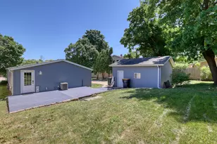 2451 S 92nd St, West Allis, WI 53227 - Photo 28