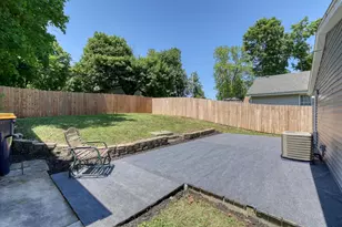 2451 S 92nd St, West Allis, WI 53227 - Photo 30