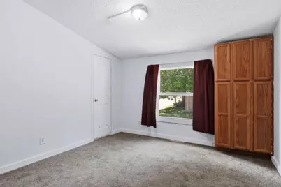 2451 S 92nd St, West Allis, WI 53227 - Photo 20