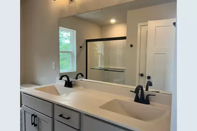 1131  Mount Vernon Dr, Hartford, WI 53027 - Photo 18