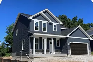 1131 Mt Vernon Dr, Hartford, WI 53027 - Photo 2