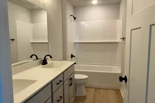 1131 Mt Vernon Dr, Hartford, WI 53027 - Photo 16