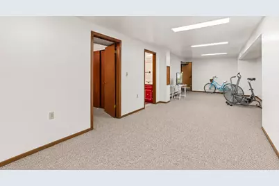 N90W17761  St Stevens Dr, Menomonee Falls, WI 53051 - Photo 22