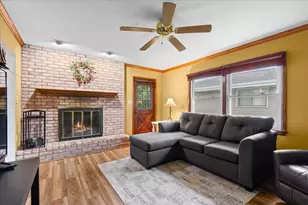 N90W17761 St Stevens Dr, Menomonee Falls, WI 53051 - Photo 4