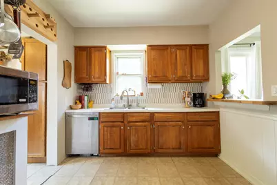 423 W South St, Oconomowoc, WI 53066 - Photo 6