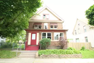 1123 S 60th St, West Allis, WI 53214 - Photo 2