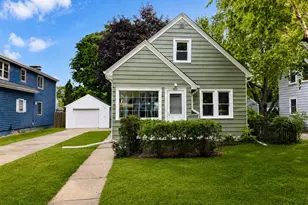 4937 N Hollywood Ave, Whitefish Bay, WI 53217 - Photo 2