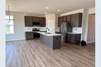 3700  Bishops Cap Dr, Racine, WI 53126 - Photo 6