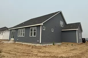 3700 Bishops Cap Dr, Racine, WI 53126 - Photo 14