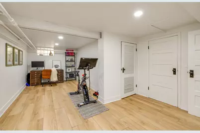 6120 N Kent Ave, Whitefish Bay, WI 53217 - Photo 20