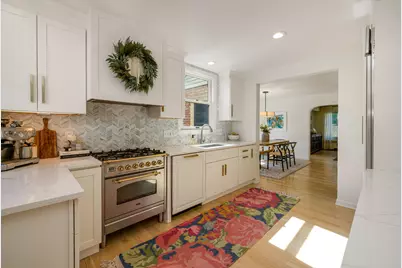 6120 N Kent Ave, Whitefish Bay, WI 53217 - Photo 8