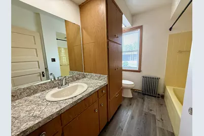 215 N Wisconsin St, Port Washington, WI 53074 - Photo 10