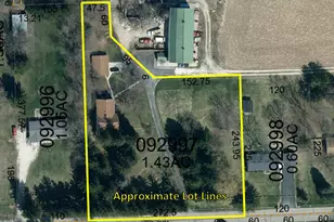 N132W18286 Rockfield Rd, Germantown, WI 53076 - Photo 2