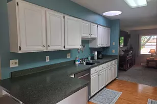 1009 Georgetown Terrace, Beaver Dam, WI 53916 - Photo 4