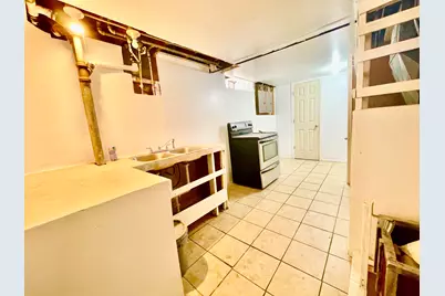 3371 S 16th St, Milwaukee, WI 53215 - Photo 28