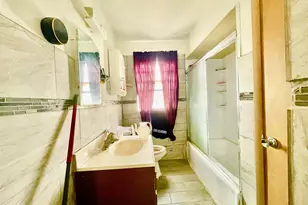 3371 S 16th St, Milwaukee, WI 53215 - Photo 12