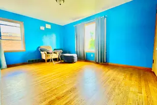 3371 S 16th St, Milwaukee, WI 53215 - Photo 6