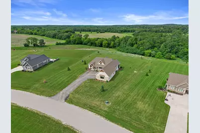 S86W34670  Knoll Rd, Eagle, WI 53119 - Photo 80