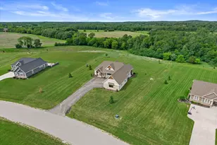 S86W34670 Knoll Rd, Eagle, WI 53119 - Photo 80