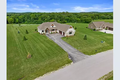 S86W34670  Knoll Rd, Eagle, WI 53119 - Photo 78