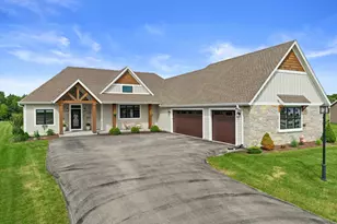 S86W34670 Knoll Rd, Eagle, WI 53119 - Photo 1