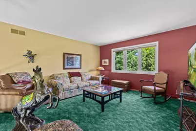 8370 W Hillsdale Dr, Franklin, WI 53132 - Photo 14