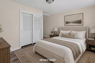 1128 N 11th St, Manitowoc, WI 54220 - Photo 32