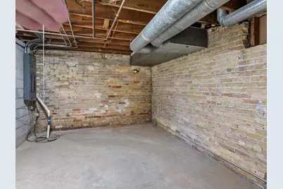 1128 N 11th St, Manitowoc, WI 54220 - Photo 46