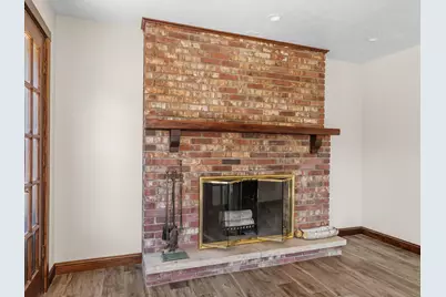 1128 N 11th St, Manitowoc, WI 54220 - Photo 22