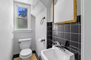 1128 N 11th St, Manitowoc, WI 54220 - Photo 40