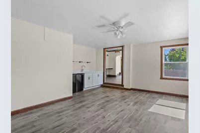 1128 N 11th St, Manitowoc, WI 54220 - Photo 42