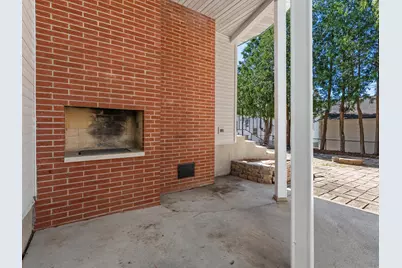 1128 N 11th St, Manitowoc, WI 54220 - Photo 52