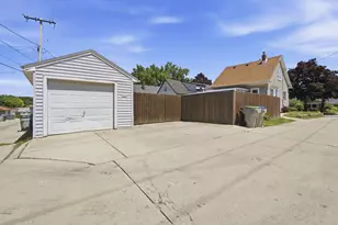 3059 S 40th St, Milwaukee, WI 53215 - Photo 22