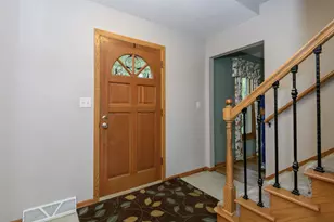 N75W28050 Schmidt Ln, Merton, WI 53029 - Photo 4
