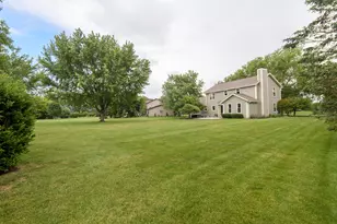 N75W28050 Schmidt Ln, Merton, WI 53029 - Photo 38