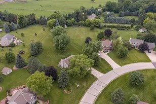 N75W28050 Schmidt Ln, Merton, WI 53029 - Photo 40