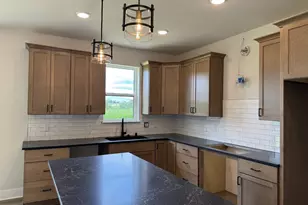 1722 Switchgrass St, Oconomowoc, WI 53066 - Photo 6