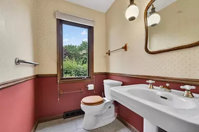 6028  Quaker Hill Rd, Racine, WI 53406 - Photo 34