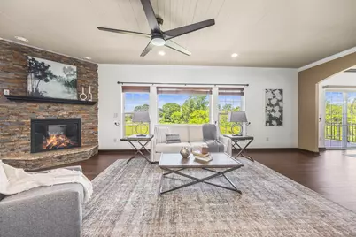 N88W18648  Duke Ct, Menomonee Falls, WI 53051 - Photo 6