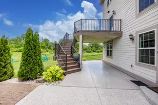 N88W18648 Duke Ct, Menomonee Falls, WI 53051 - Photo 48