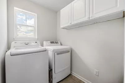 1298  Juniper Ln, Oconomowoc, WI 53066 - Photo 34