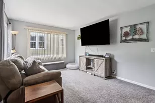 1104 Lathrop Ave, Racine, WI 53405 - Photo 4