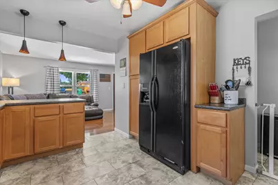 5005 W Forest Home Ave, Milwaukee, WI 53219 - Photo 10